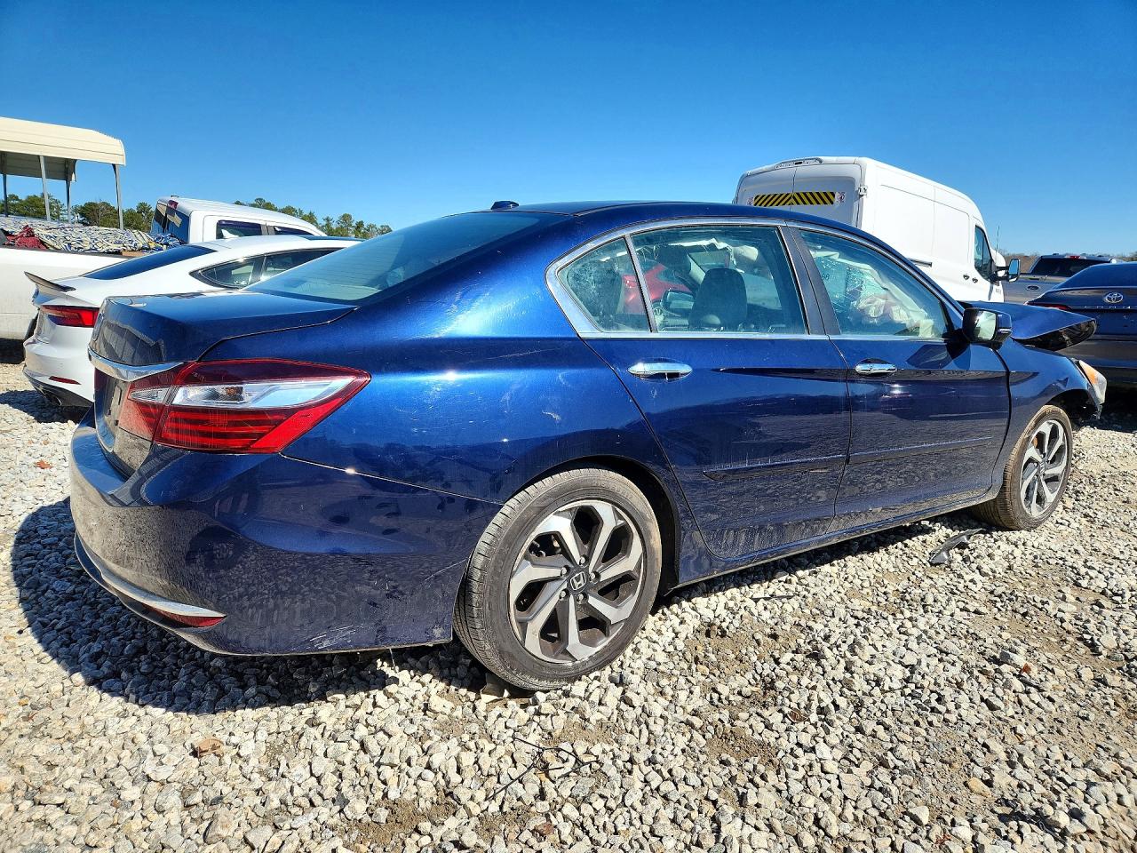 2017 HONDA ACCORD EXL photo 5