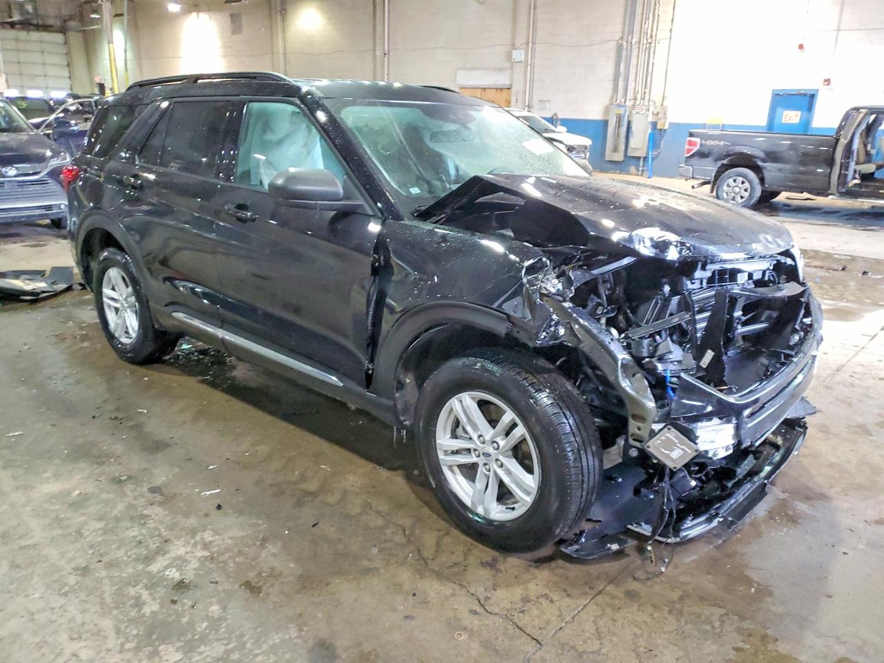 2024 FORD EXPLORER XLT photo 7