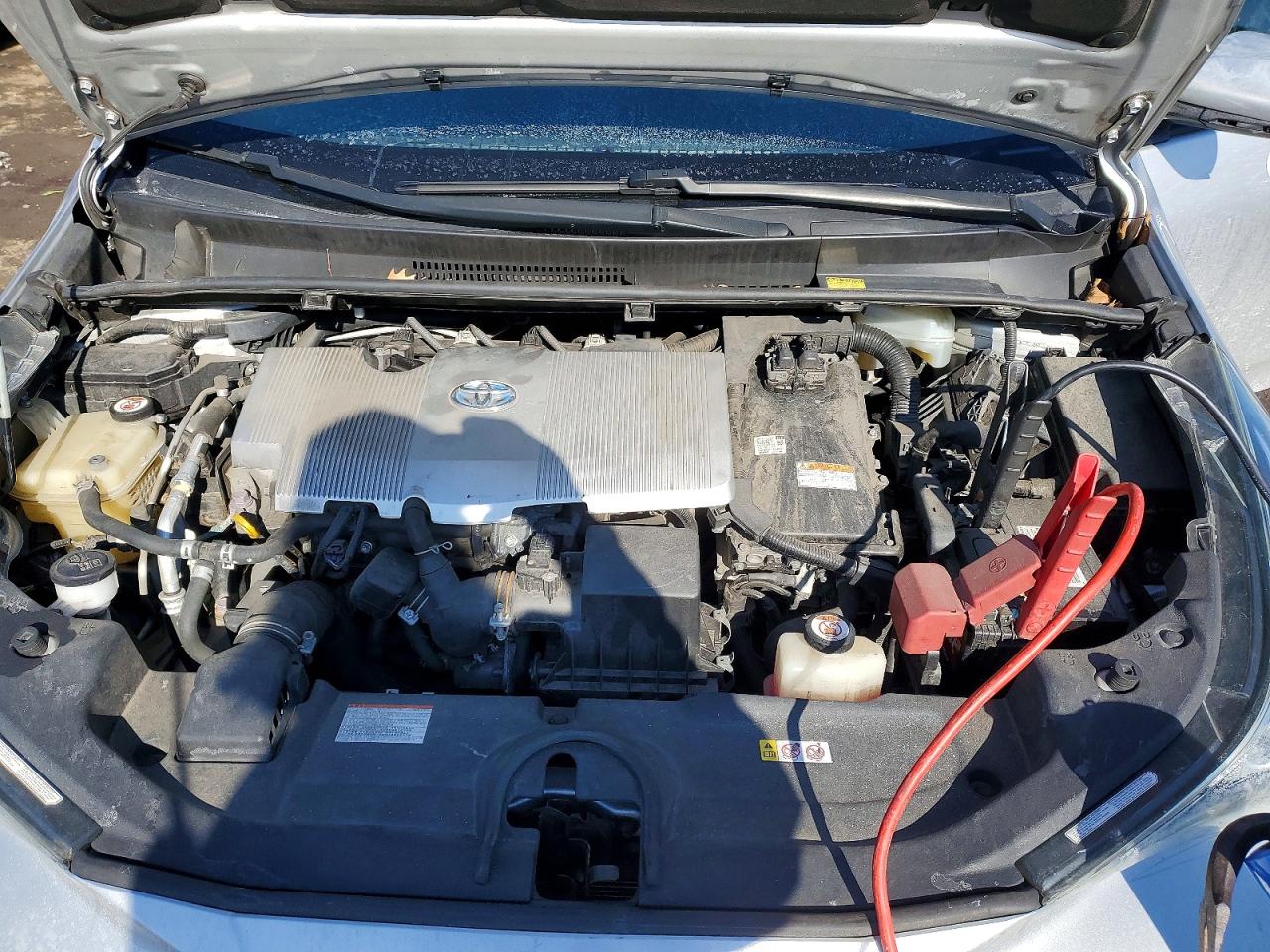 2018 TOYOTA PRIUS photo 11