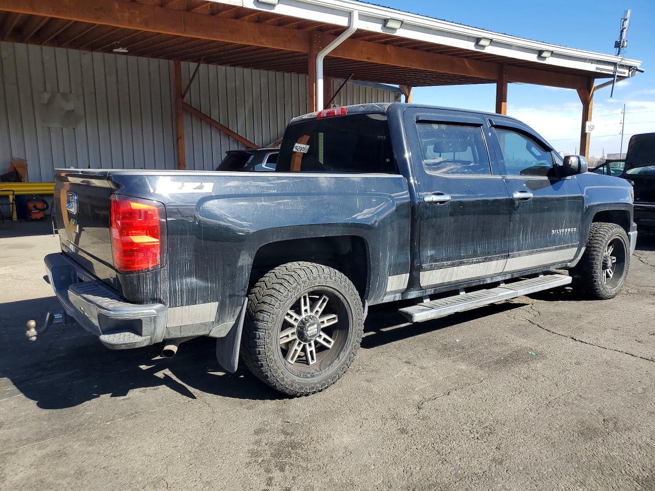2015 CHEVROLET SILVERADO K1500 LT photo 3