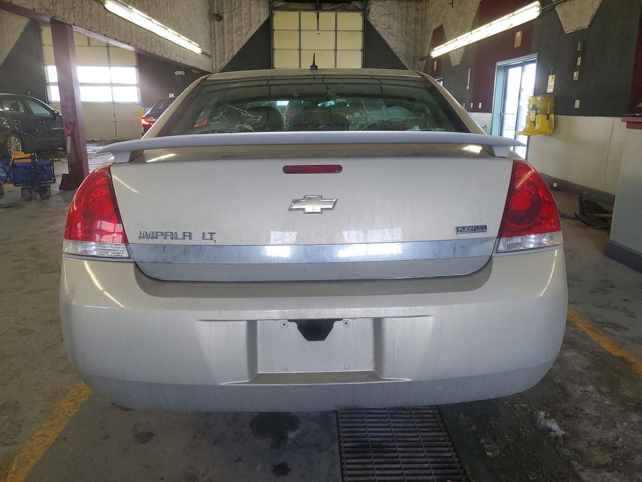 2011 CHEVROLET IMPALA LT photo 16