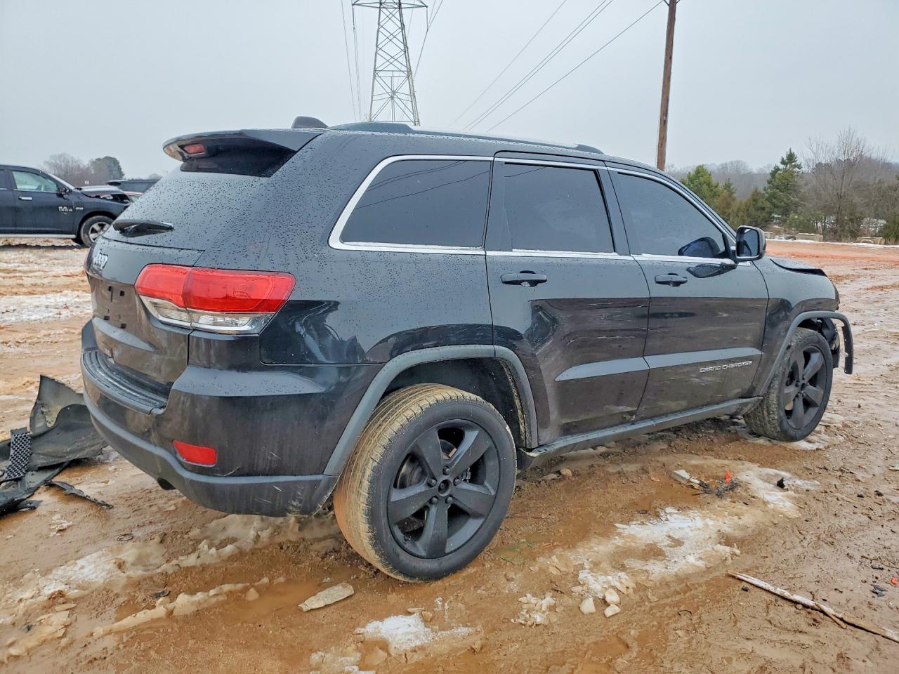 2014 JEEP GRAND CHEROKEE LAREDO photo 3