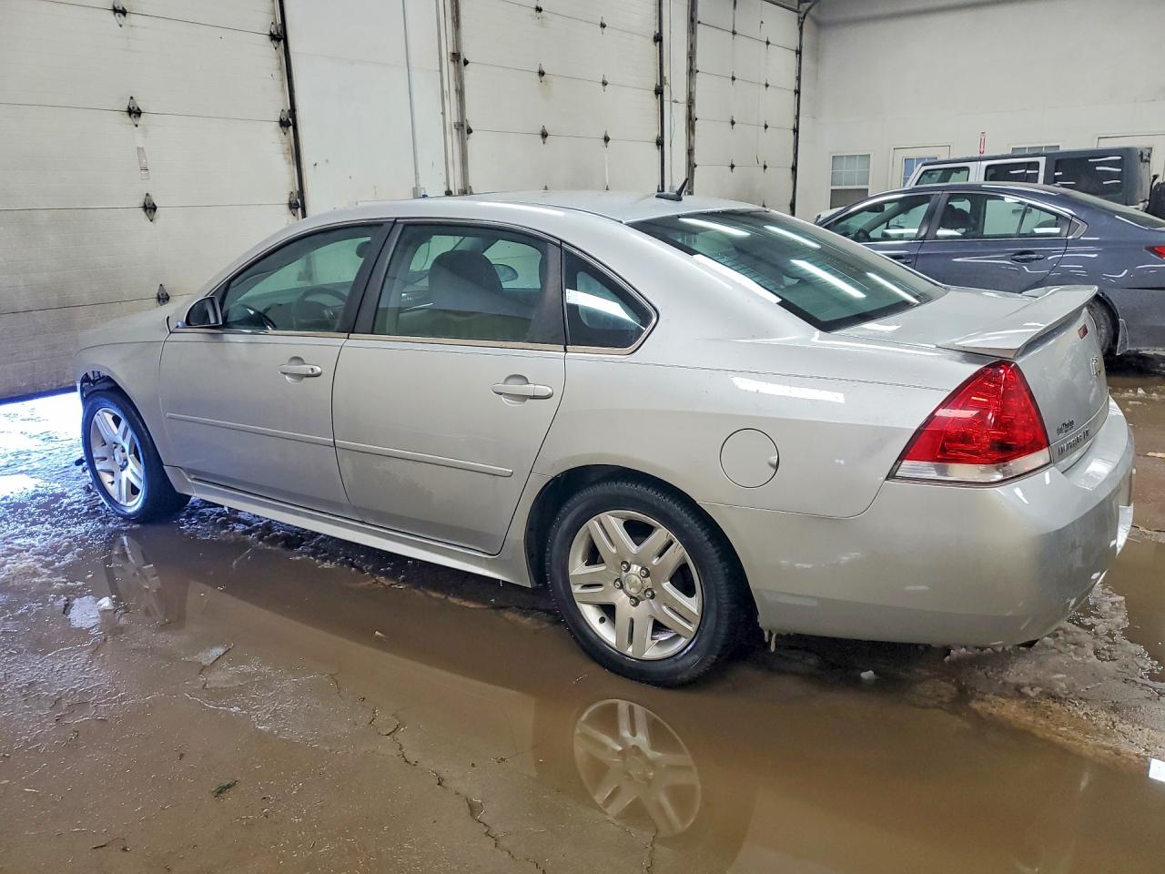 2012 CHEVROLET IMPALA LT photo 4