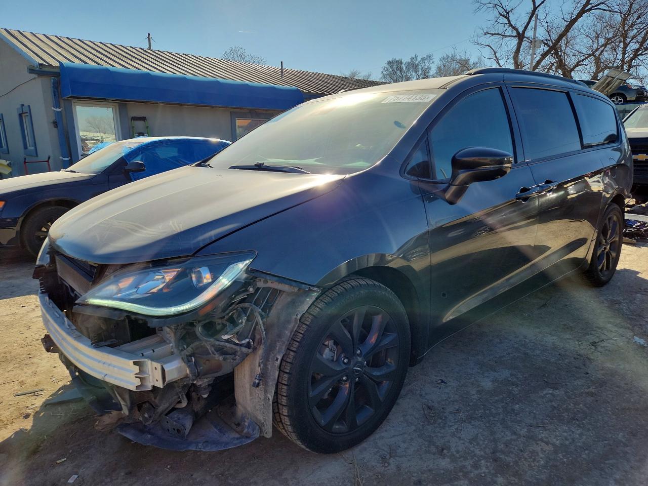 2019 CHRYSLER PACIFICA