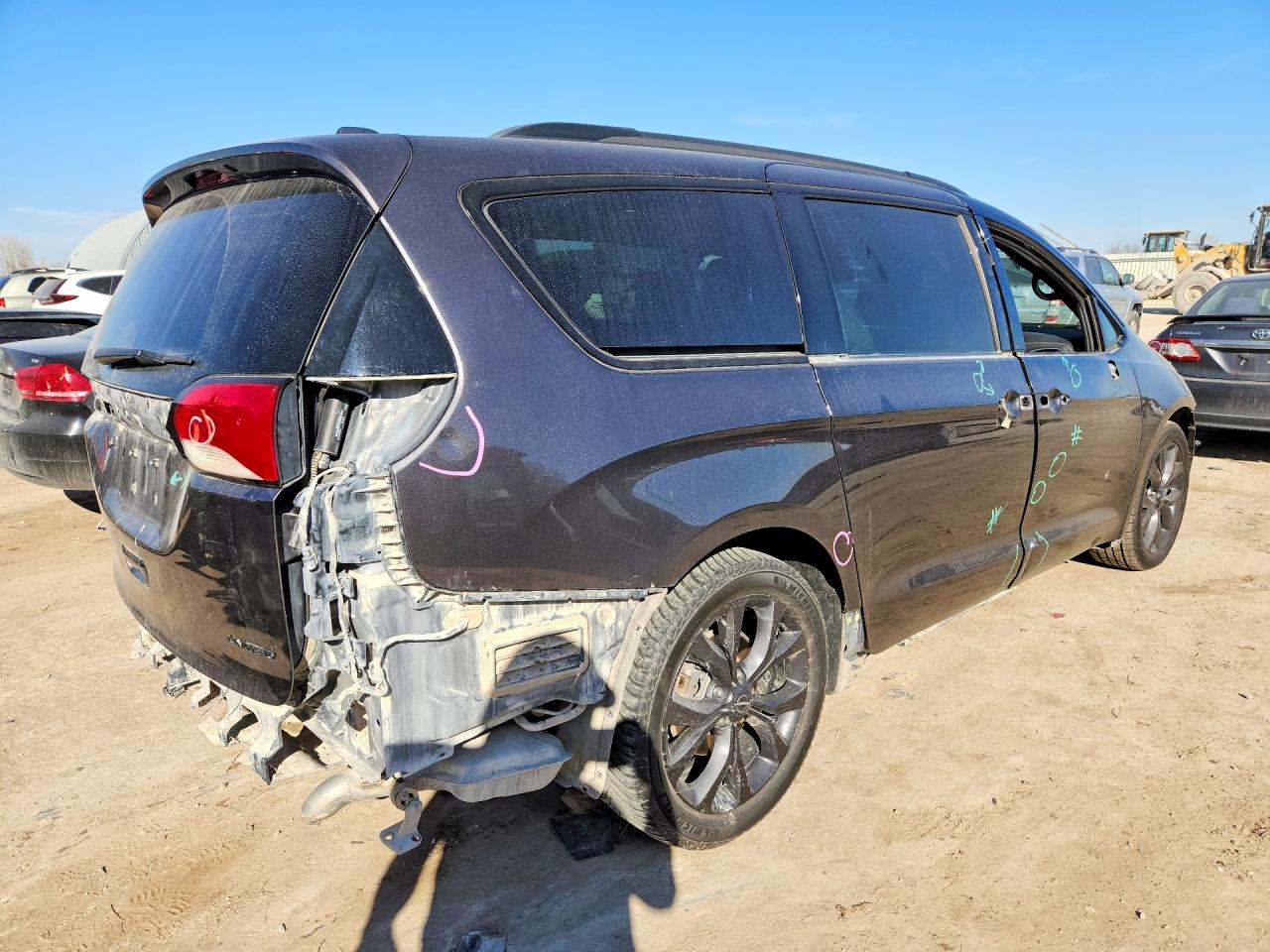 2019 CHRYSLER PACIFICA LIMITED photo 7