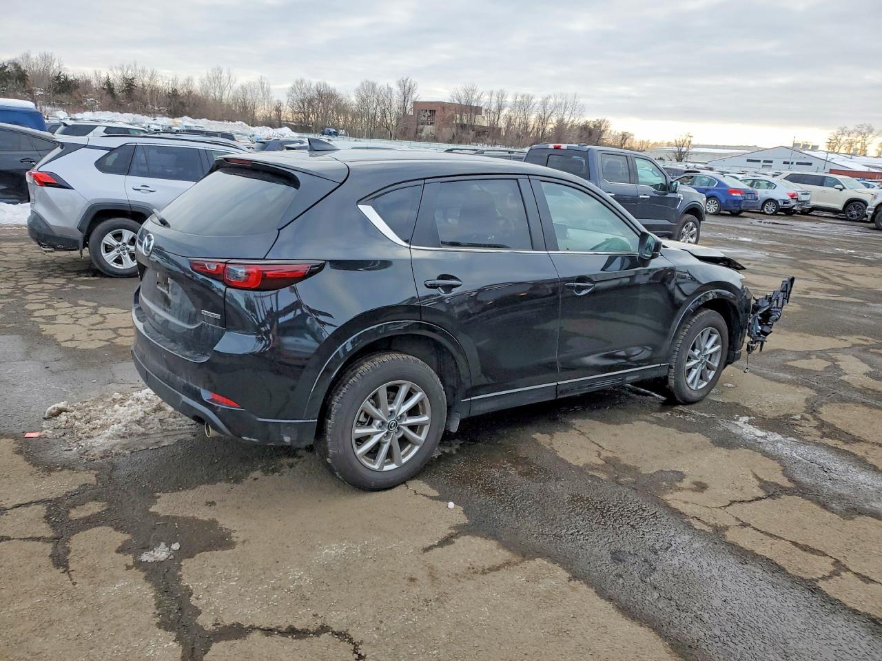 2025 MAZDA CX-5 PREFERRED photo 3