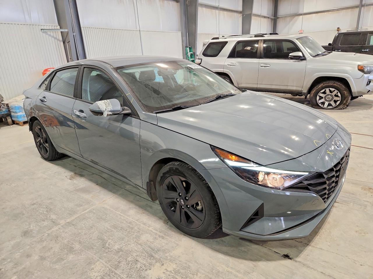 2022 HYUNDAI ELANTRA BLUE photo 4