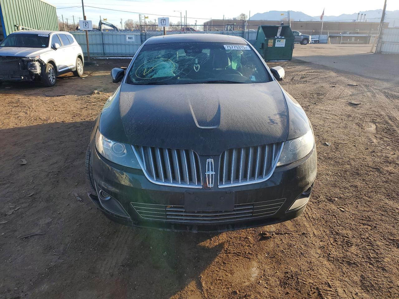 2012 LINCOLN MKS photo 13