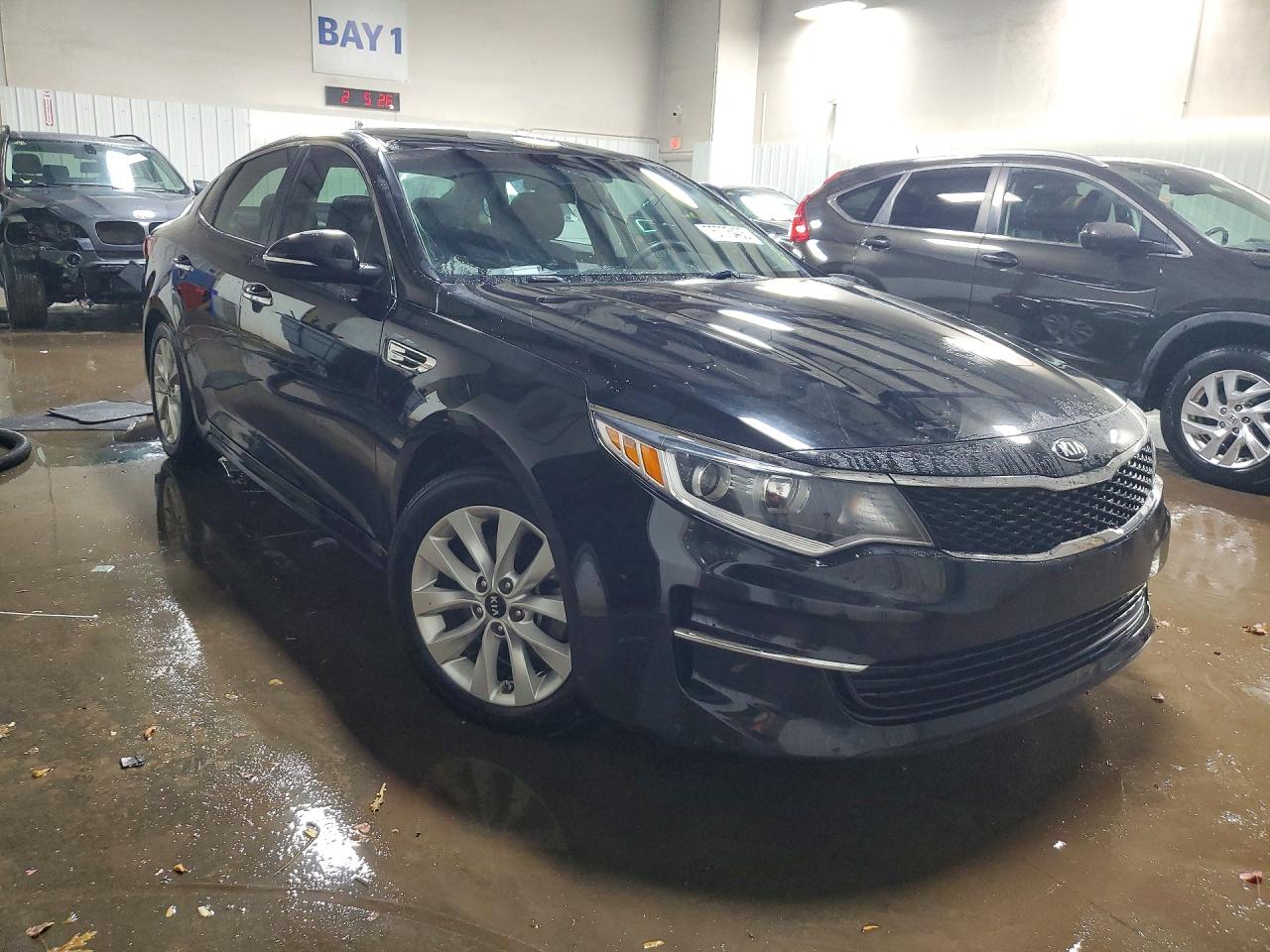 2018 KIA OPTIMA LX photo 7