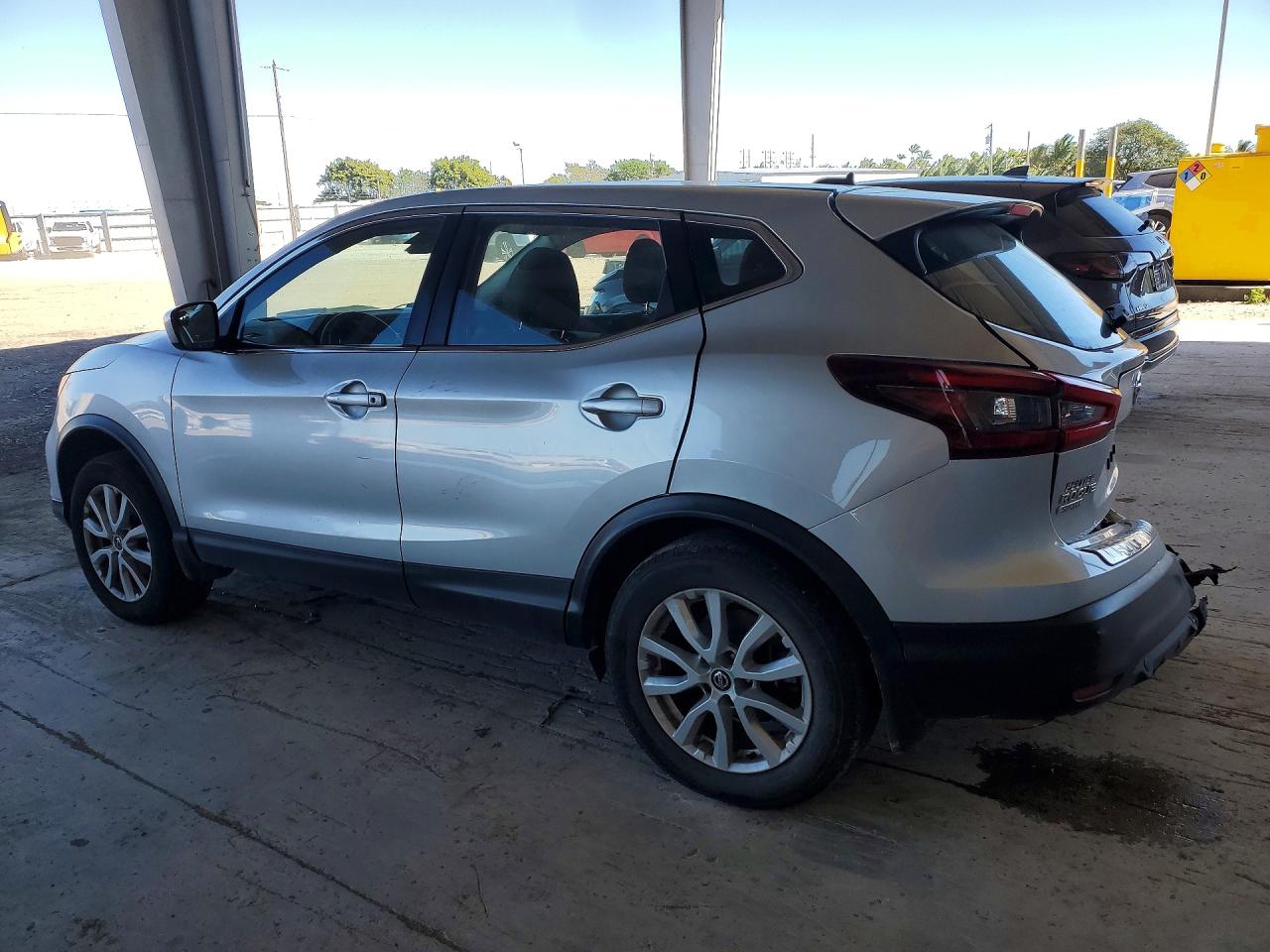 2020 NISSAN ROGUE SPORT S photo 4