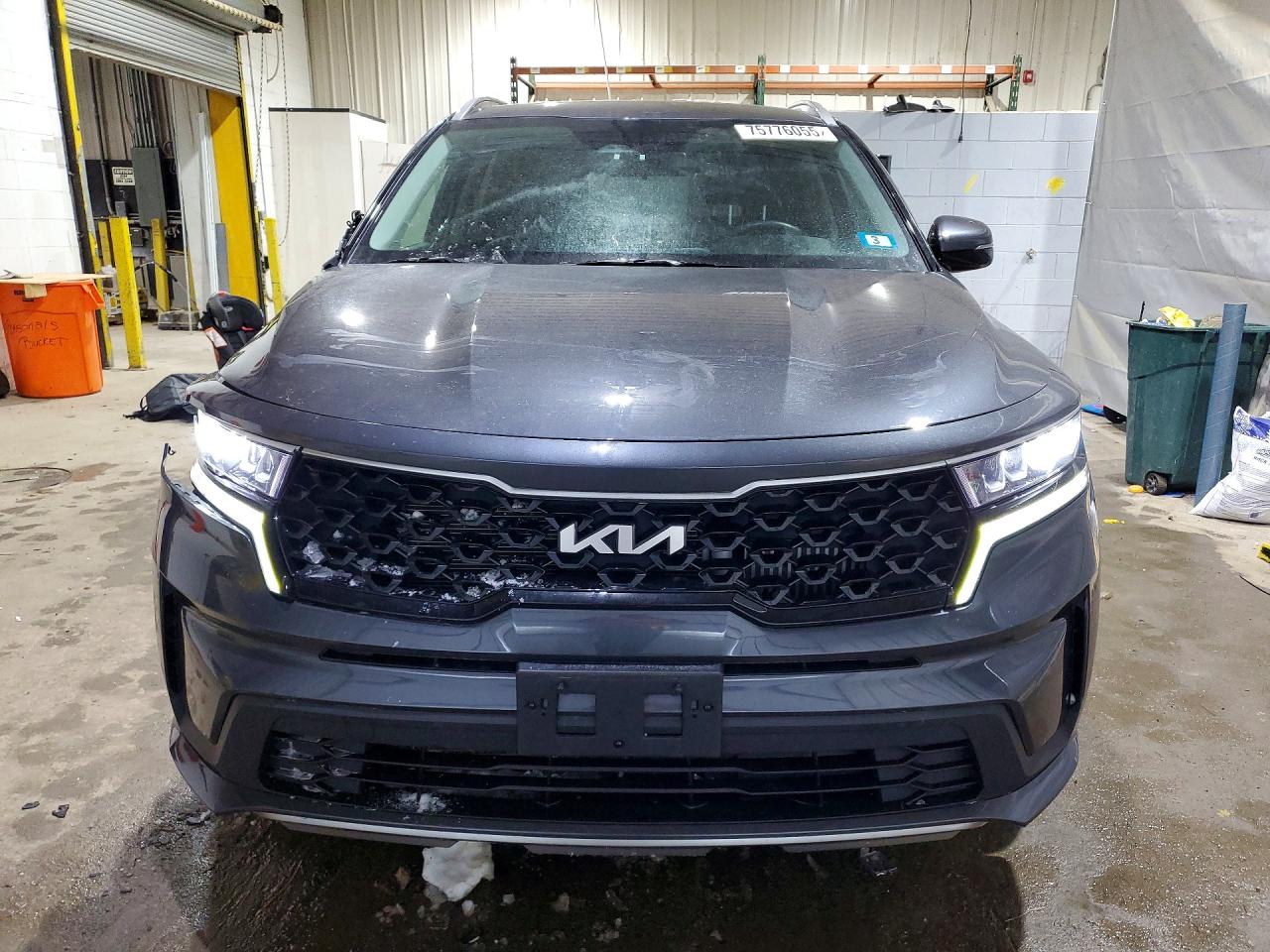 2022 KIA SORENTO photo 9