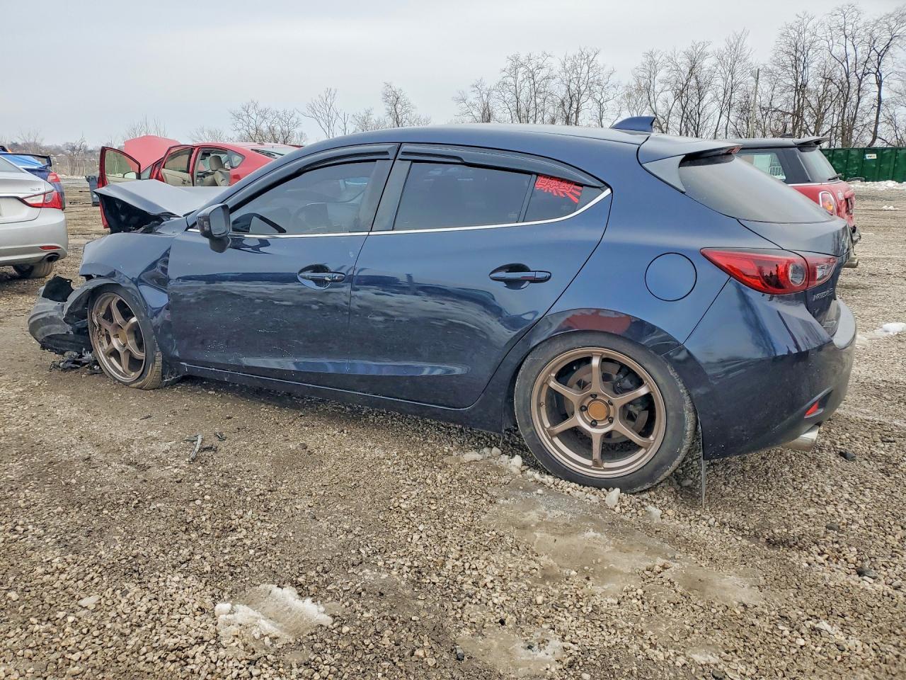 2014 MAZDA 3 GRAND TOURING photo 2