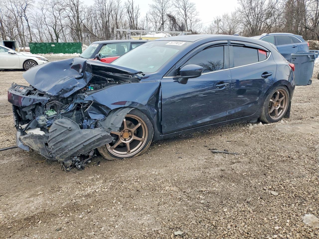 2014 MAZDA 3