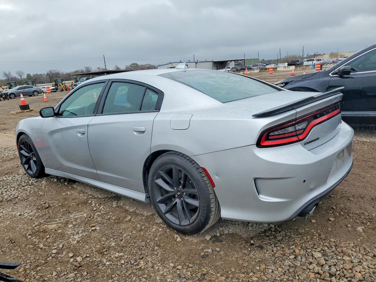 2020 DODGE CHARGER GT photo 2