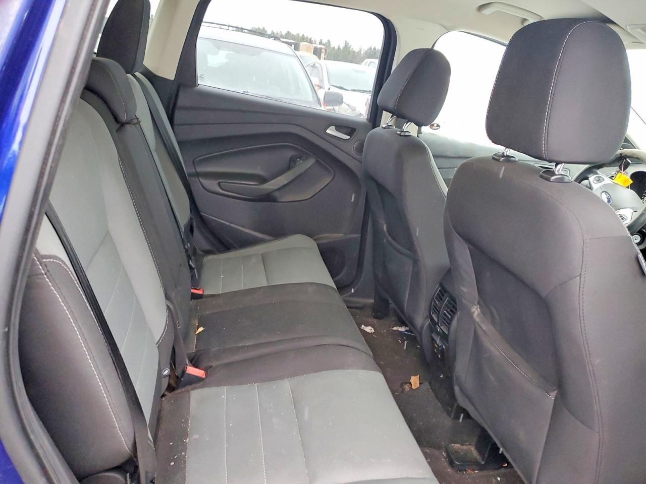 2016 FORD ESCAPE SE photo 11