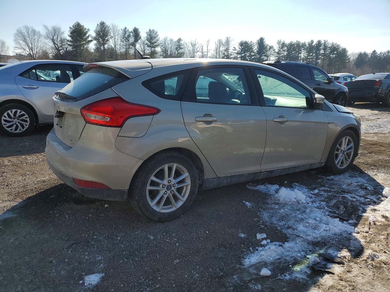 2015 FORD FOCUS photo 3