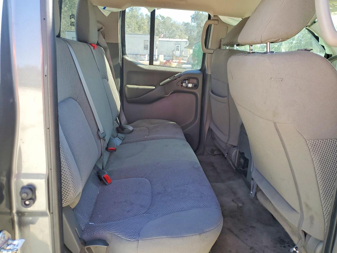 2018 NISSAN FRONTIER SV photo 19