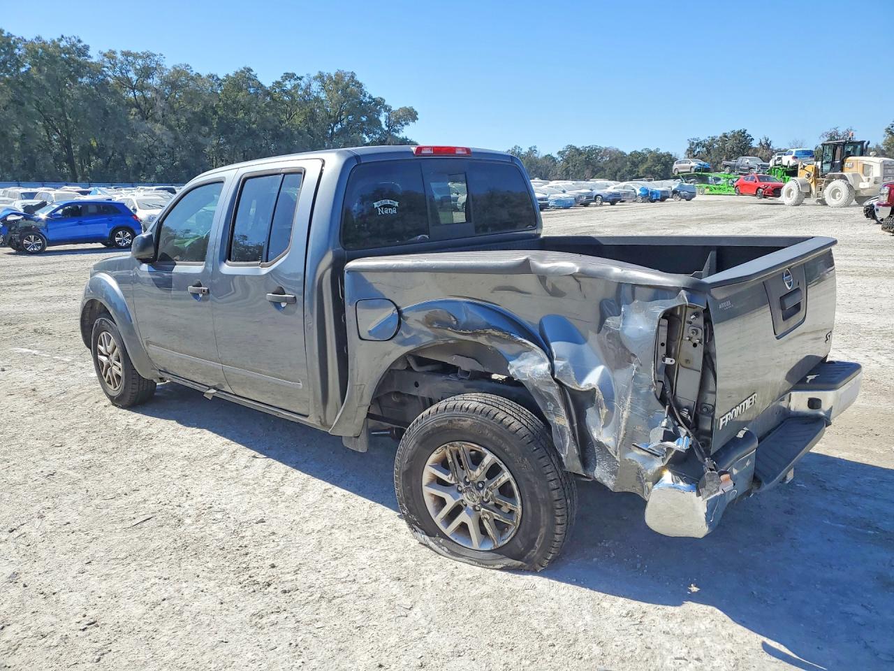 2018 NISSAN FRONTIER SV photo 3