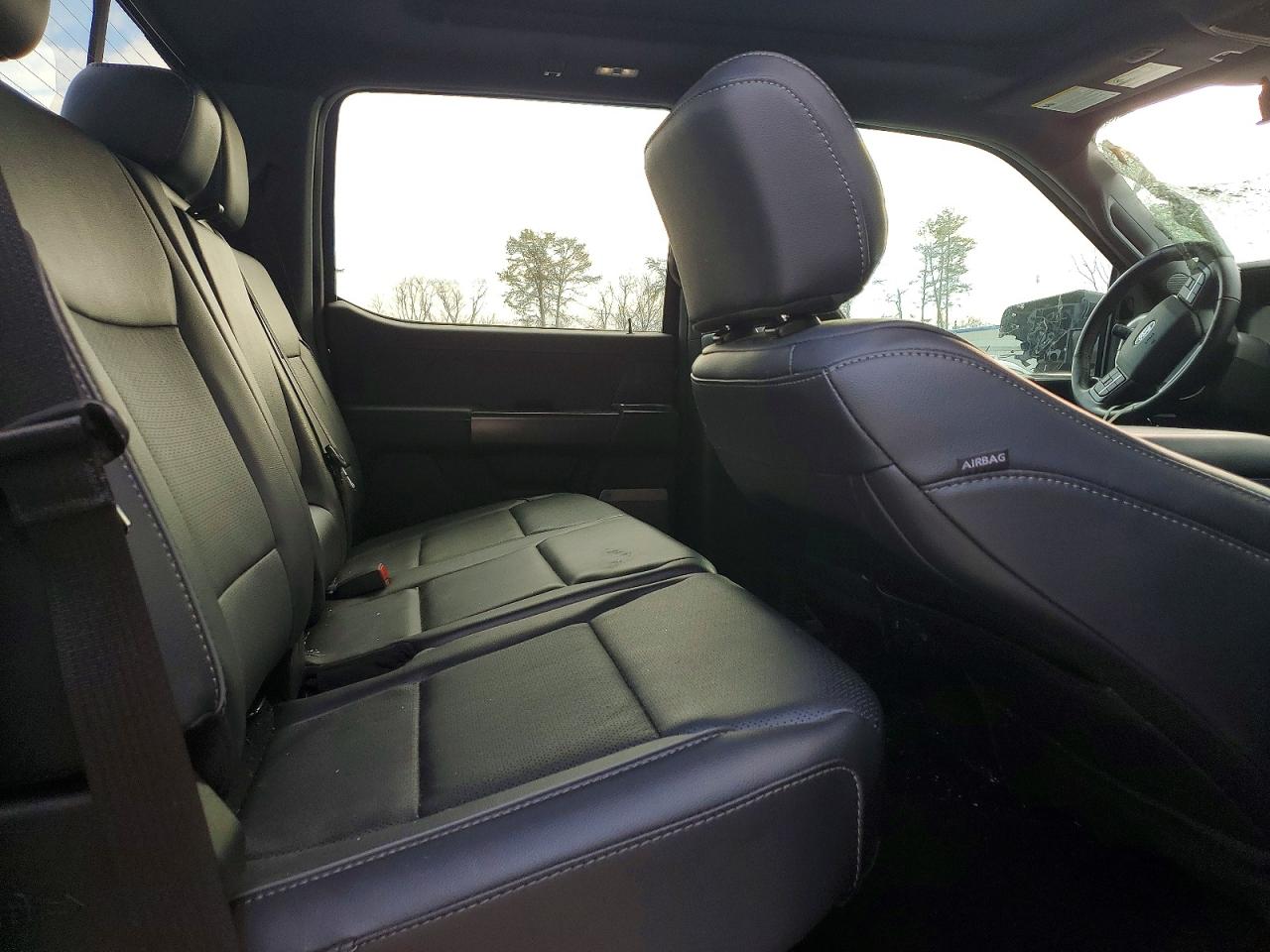 2024 FORD F150 LARIAT photo 10
