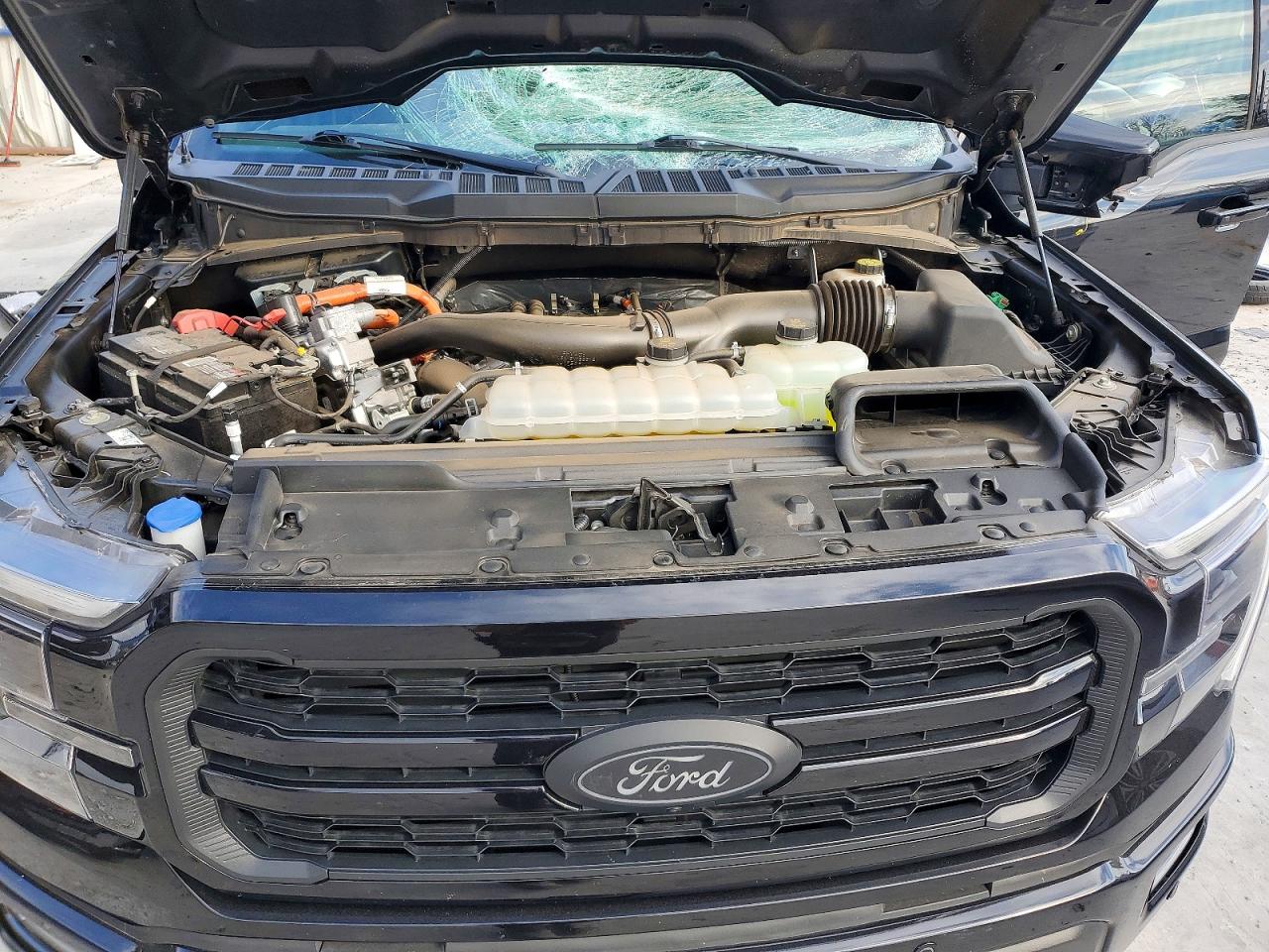 2024 FORD F150 LARIAT photo 11