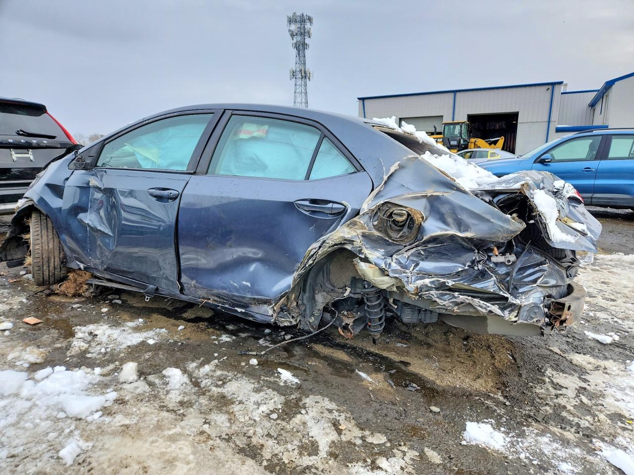 2017 TOYOTA COROLLA L photo 3