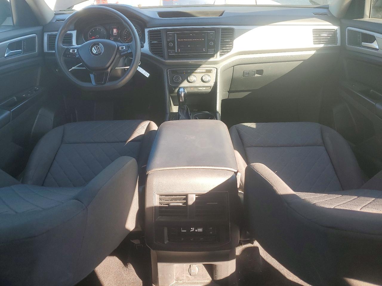 2018 VOLKSWAGEN ATLAS S photo 15
