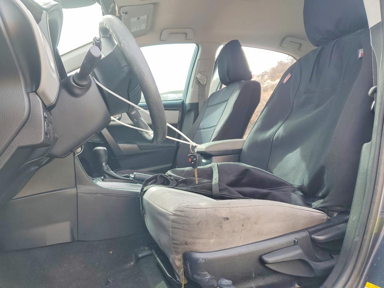 2018 TOYOTA COROLLA L photo 13