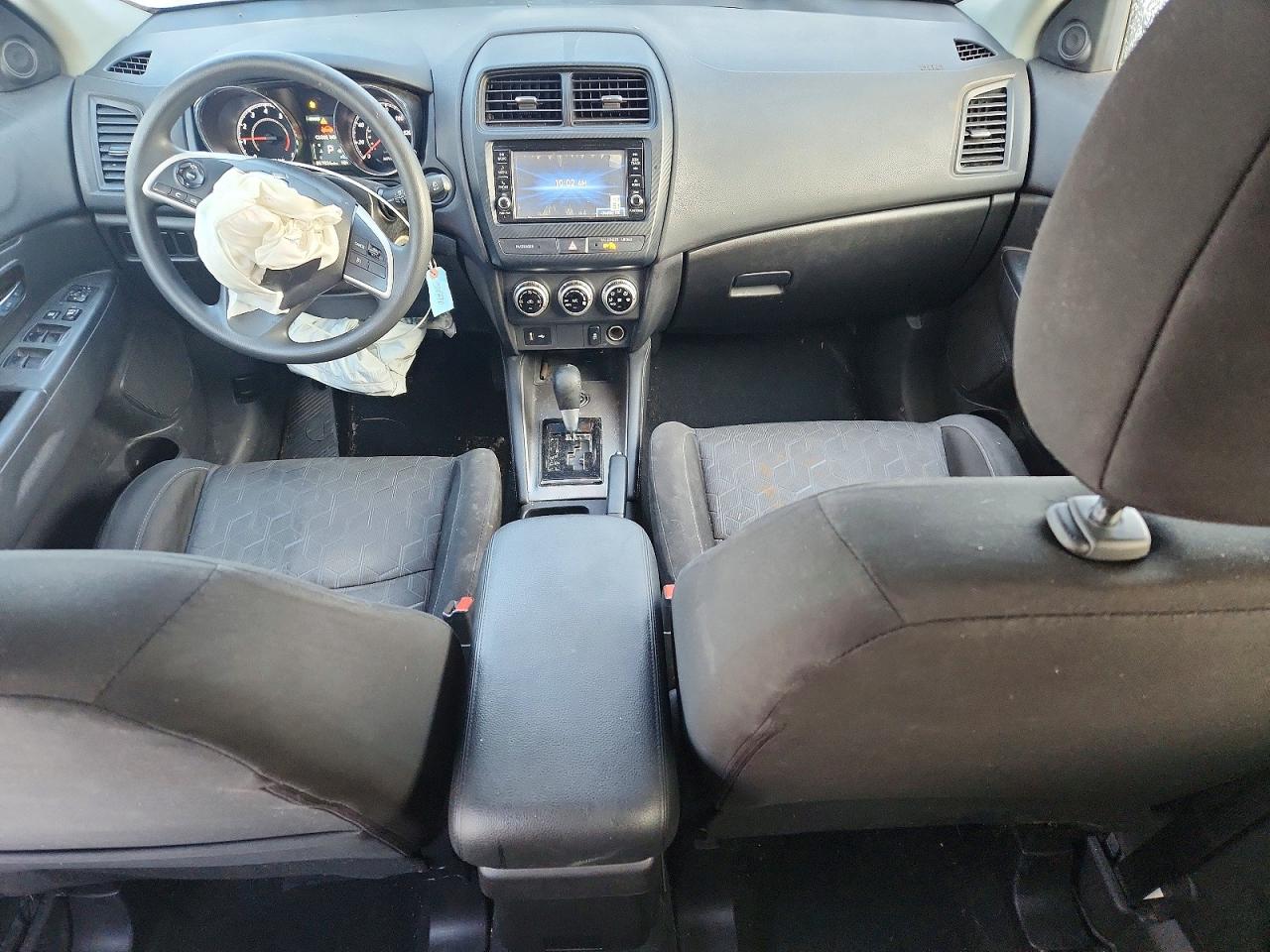 2023 MITSUBISHI OUTLANDER SPORT S/SE photo 8