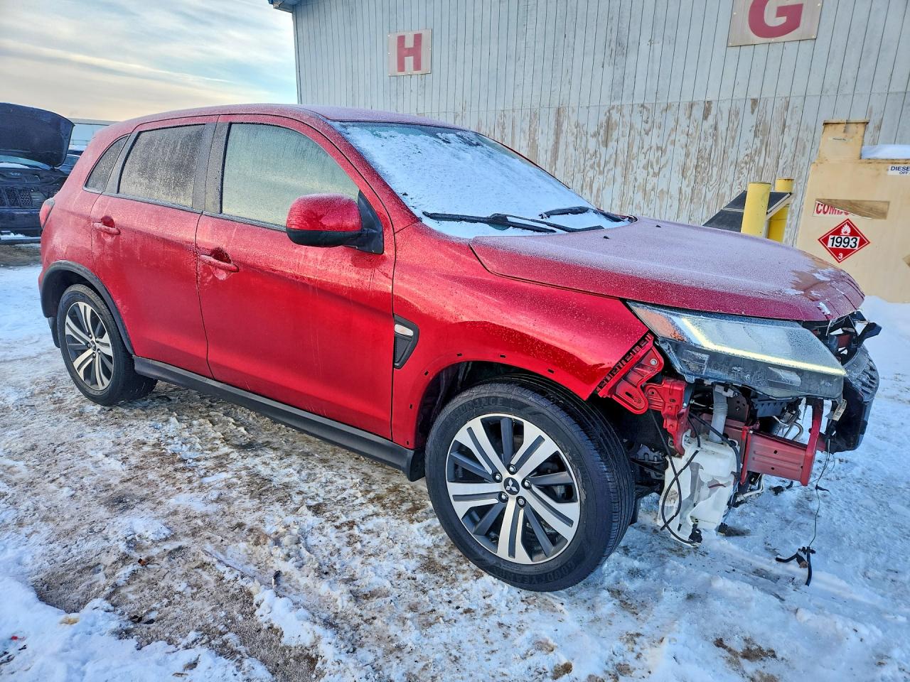 2023 MITSUBISHI OUTLANDER SPORT S/SE photo 4
