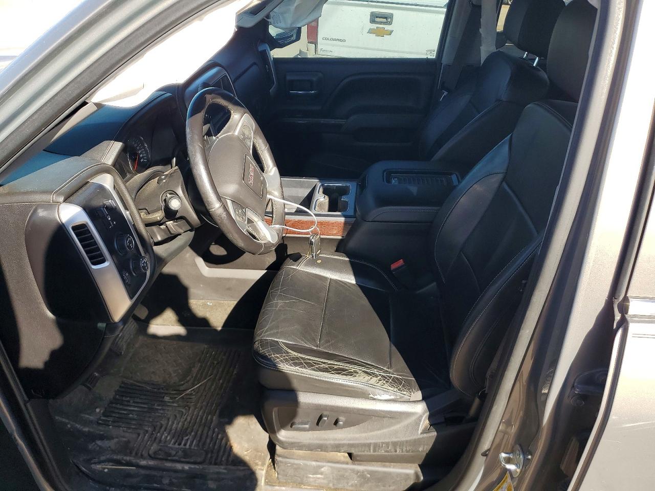 2017 GMC SIERRA K1500 SLT photo 7
