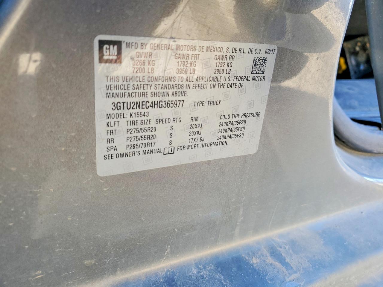2017 GMC SIERRA K1500 SLT photo 12
