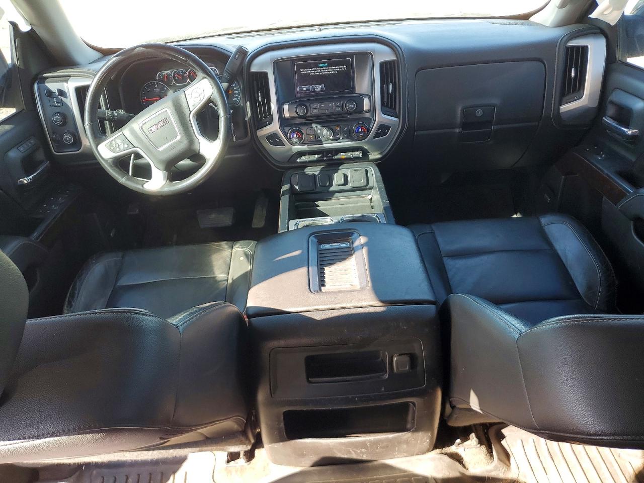 2017 GMC SIERRA K1500 SLT photo 8
