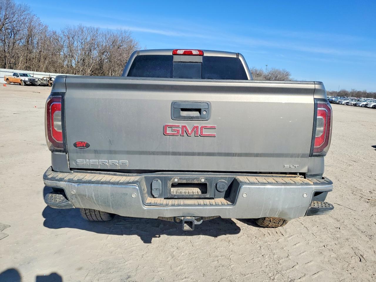 2017 GMC SIERRA K1500 SLT photo 6