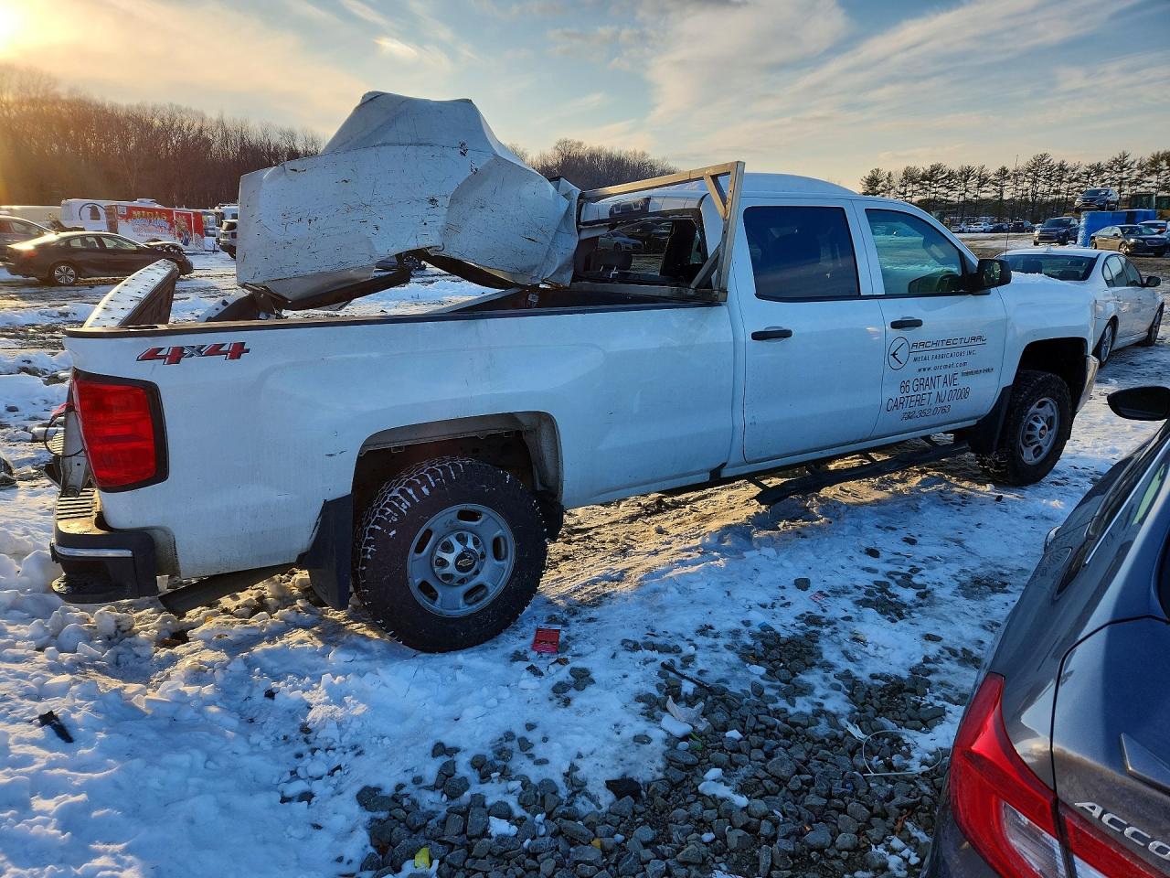 2019 CHEVROLET SILVERADO K2500 HEAVY DUTY photo 3