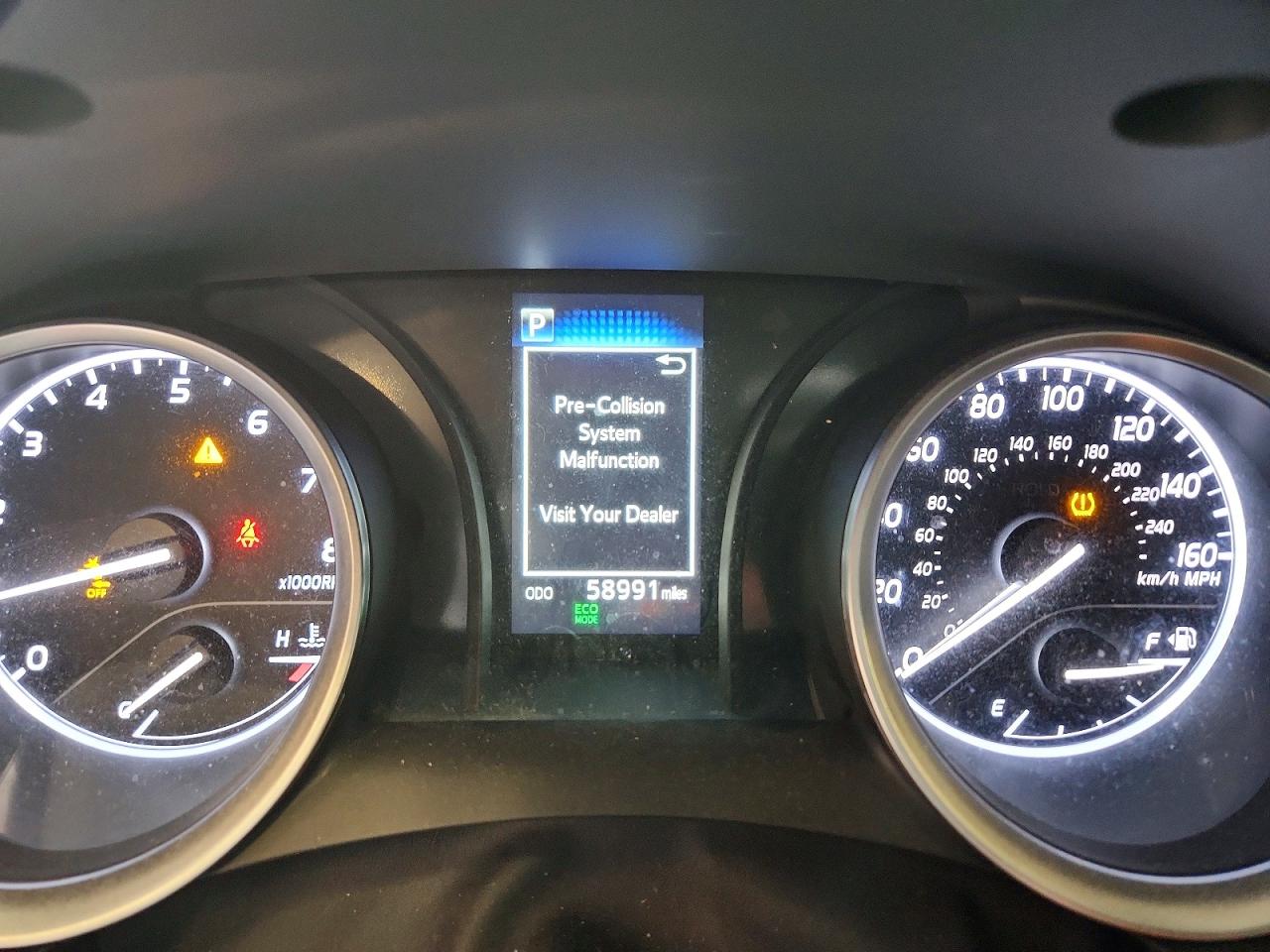 2022 TOYOTA CAMRY LE photo 9
