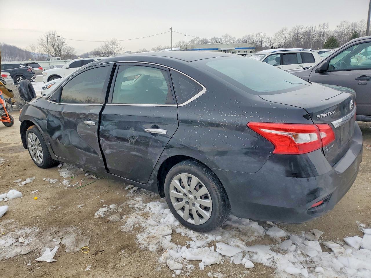 2019 NISSAN SENTRA S photo 3