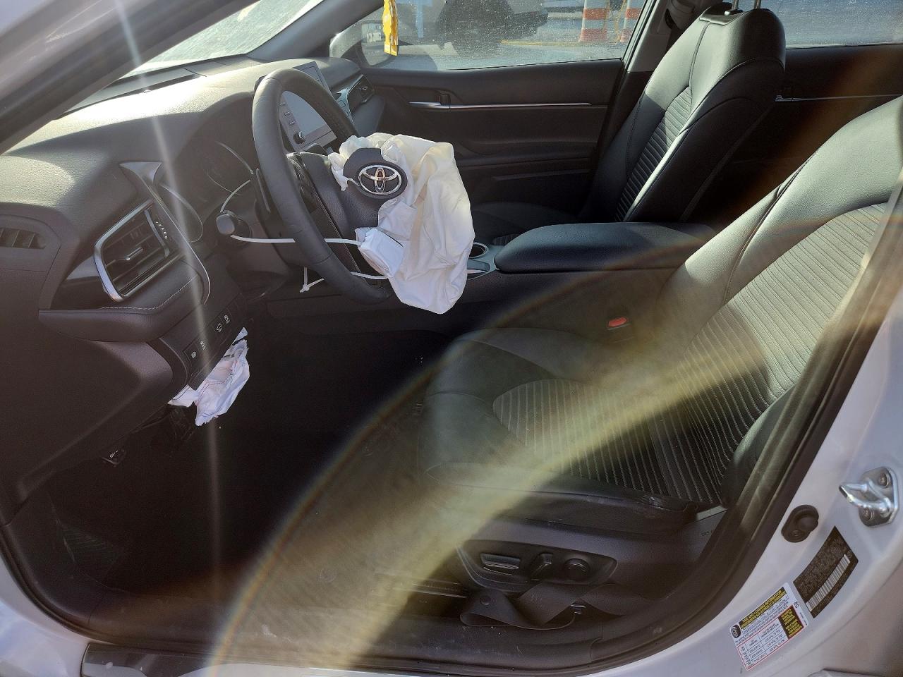 2024 TOYOTA CAMRY SE photo 19