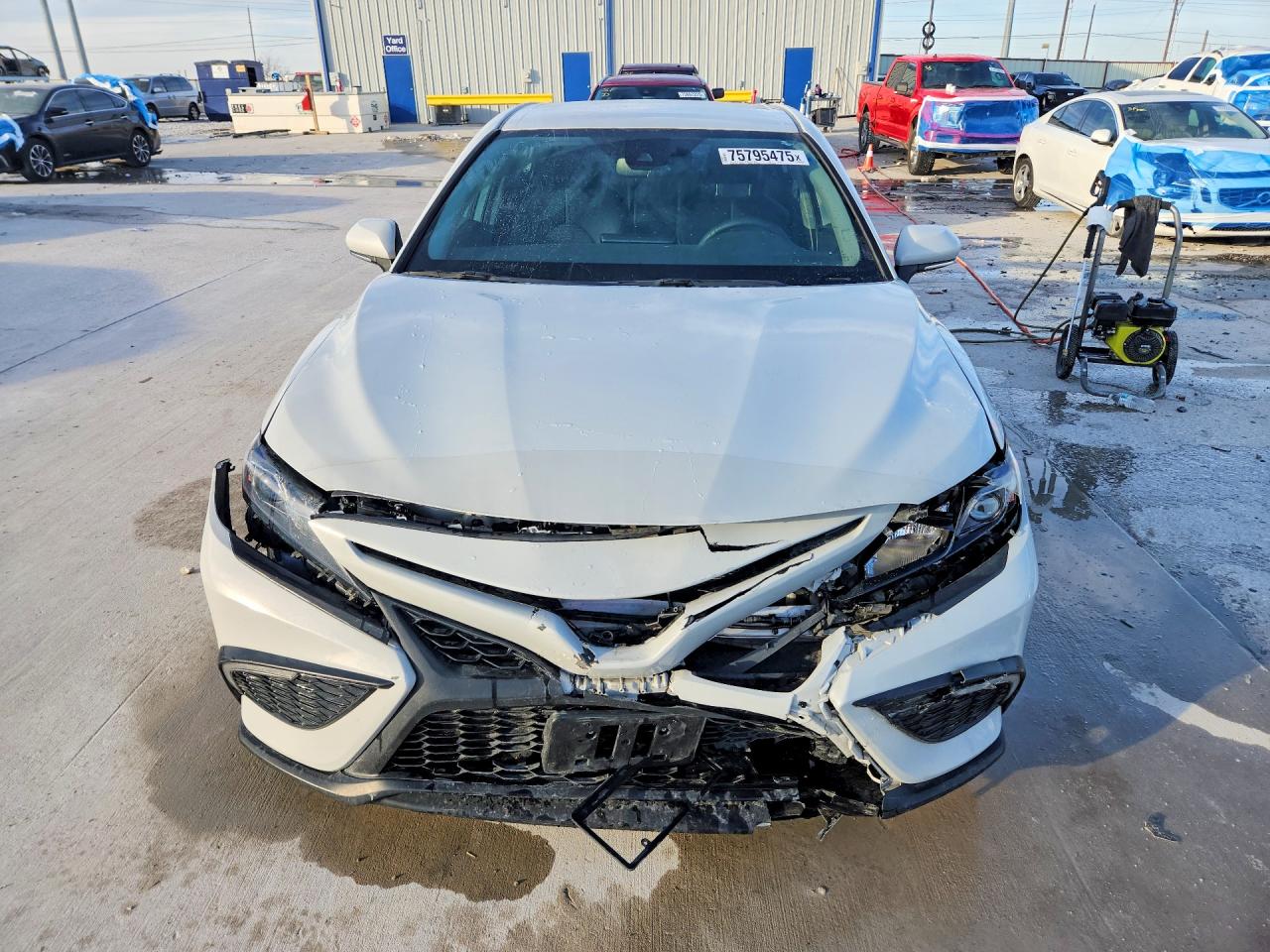 2024 TOYOTA CAMRY SE photo 13