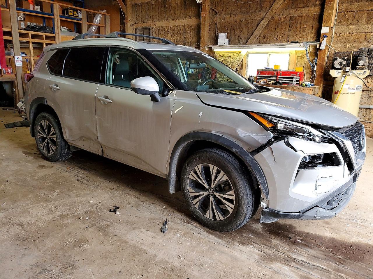 2021 NISSAN ROGUE SV photo 4