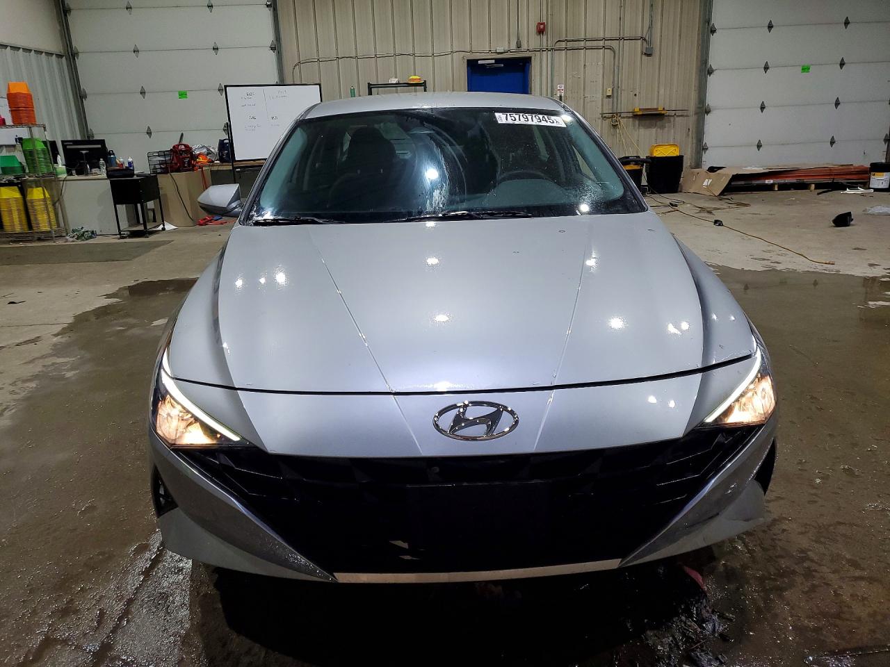 2023 HYUNDAI ELANTRA SEL photo 9