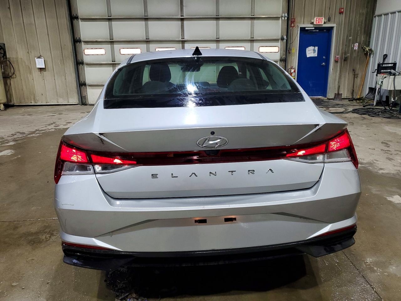 2023 HYUNDAI ELANTRA SEL photo 11