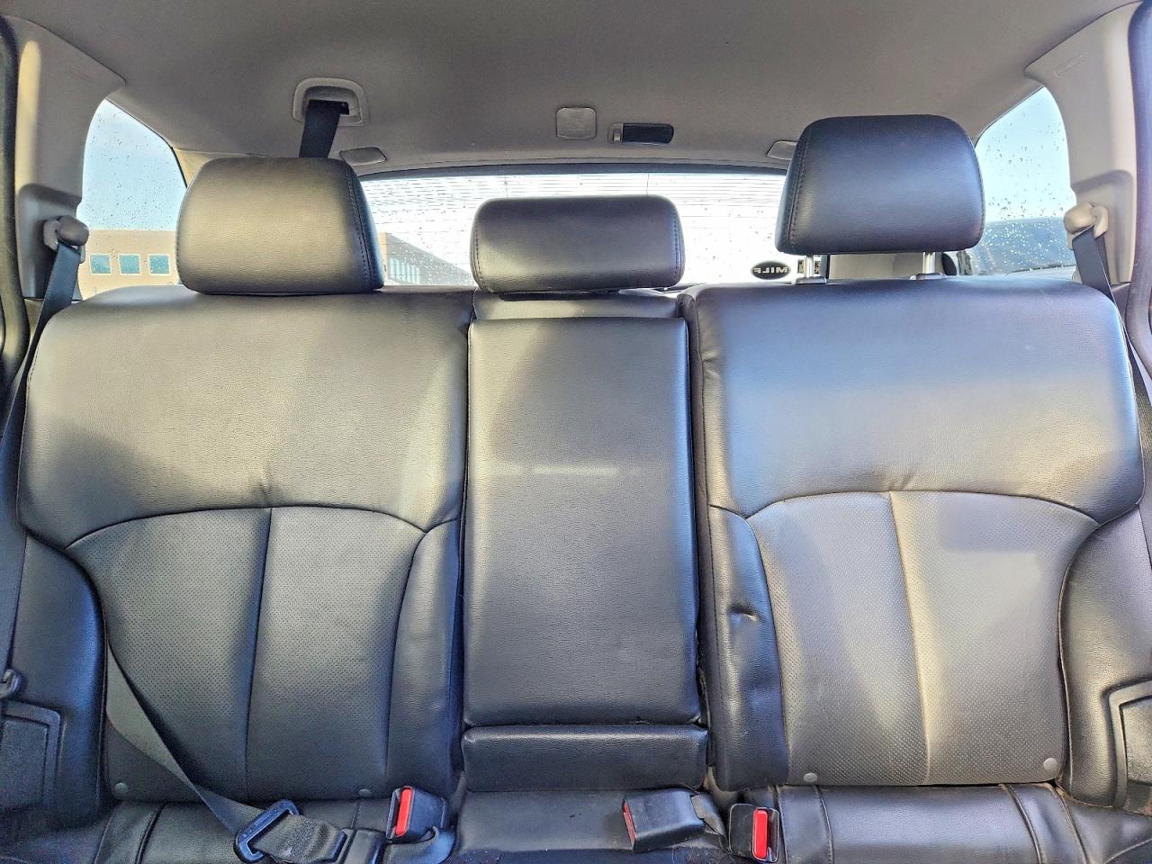 2011 SUBARU OUTBACK 2.5I LIMITED photo 10