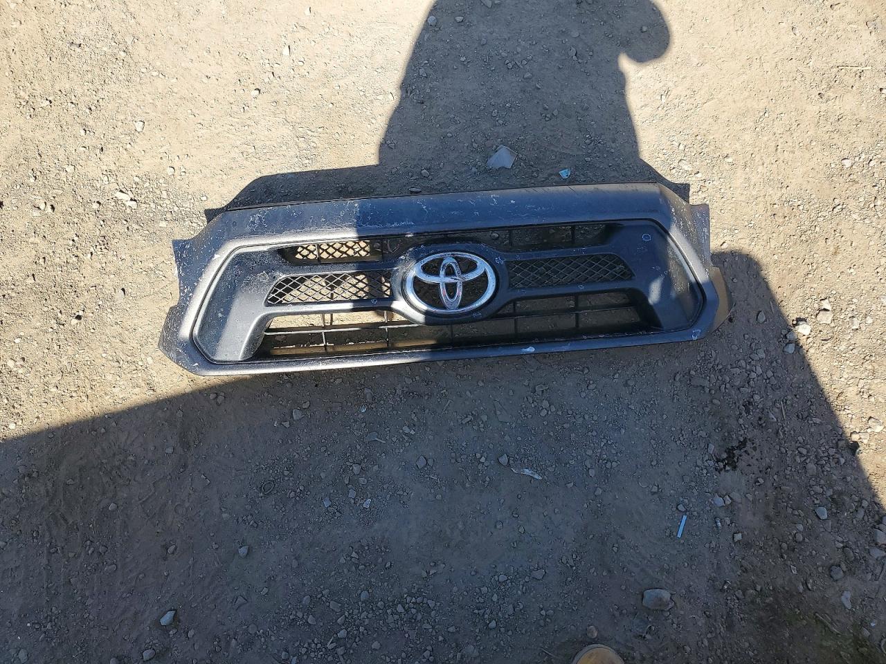 2013 TOYOTA TACOMA photo 34