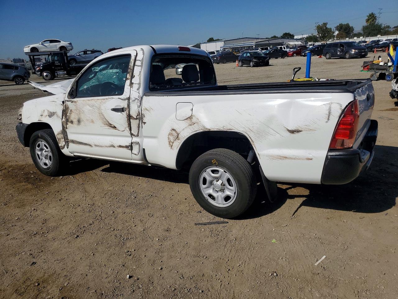 2013 TOYOTA TACOMA photo 4