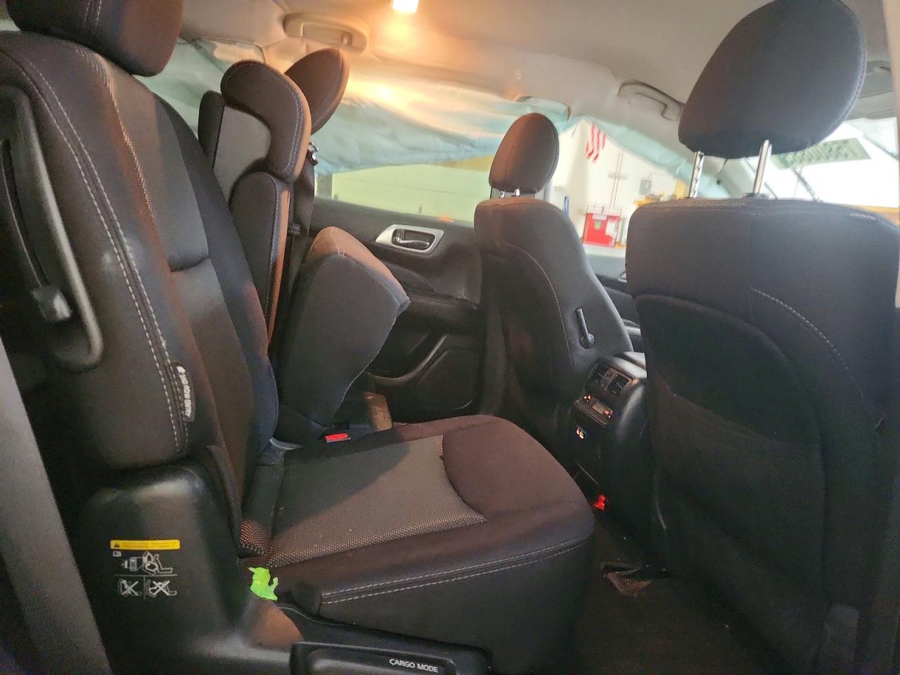 2020 NISSAN PATHFINDER SV photo 21