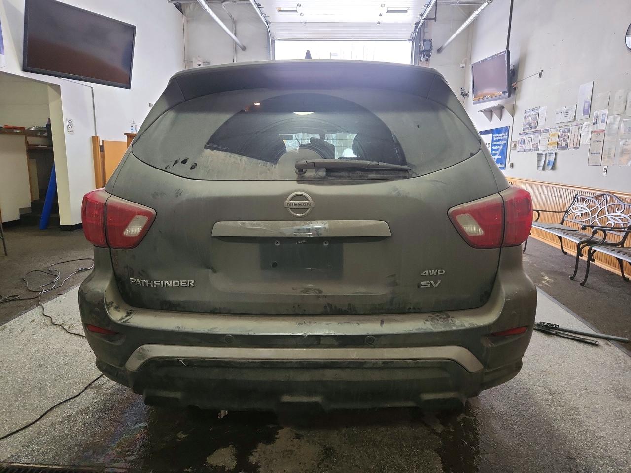 2020 NISSAN PATHFINDER SV photo 11