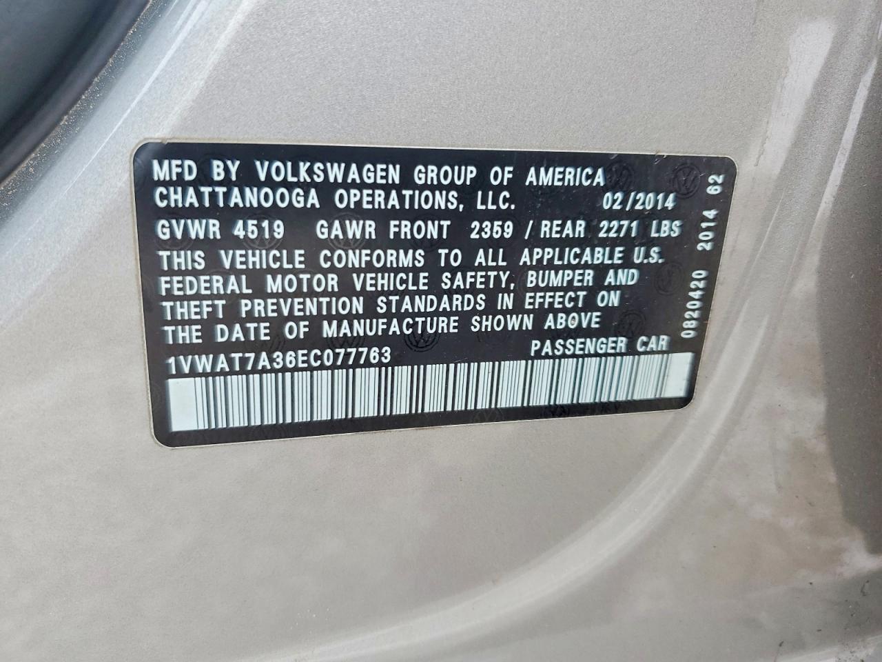 2014 VOLKSWAGEN PASSAT S photo 12