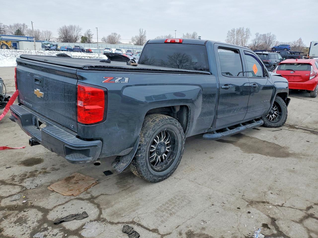 2018 CHEVROLET SILVERADO K1500 LT photo 5
