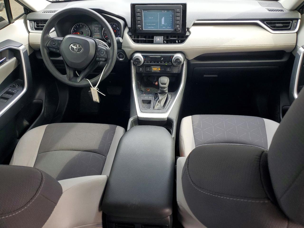 2019 TOYOTA RAV4 XLE photo 8