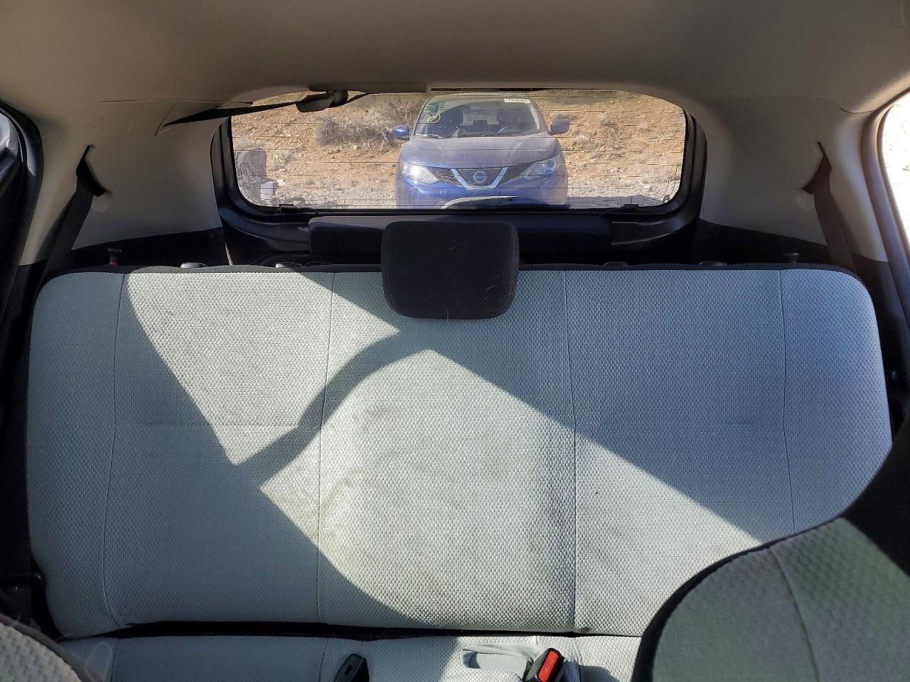 2014 TOYOTA PRIUS C photo 28